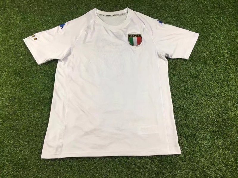 2000 Italy Away white